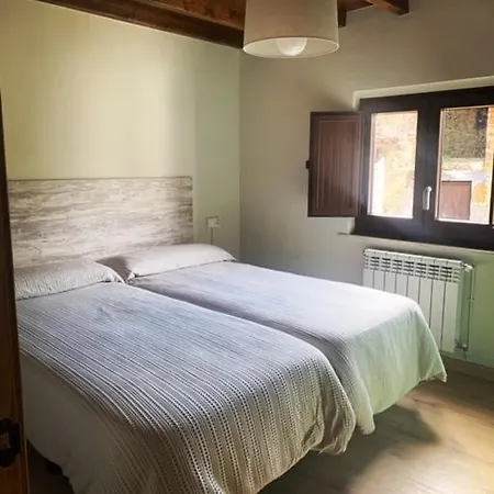 El Rubiu La Tita Holiday home *