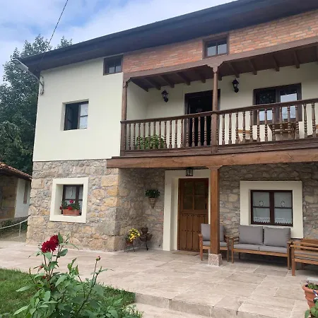 Holiday home El Rubiu La Tita
